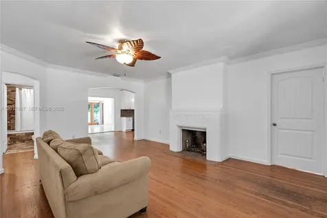 260 SW 29th Road Miami FL 33129
