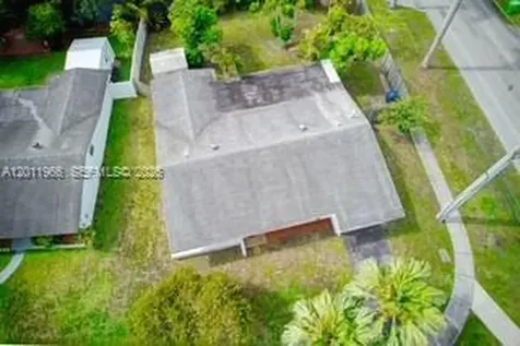 11500 NW 39th Street Sunrise FL 33323
