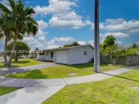 11500 NW 39th Street Sunrise FL 33323