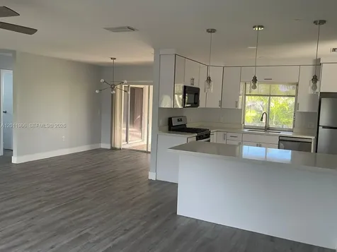 11500 NW 39th Street Sunrise FL 33323
