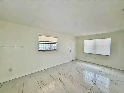 950 NW 109th Street Miami FL 33168