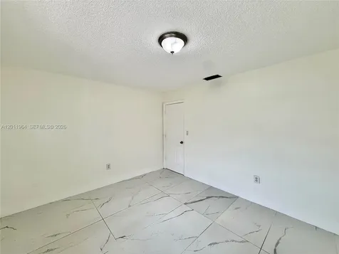 950 NW 109th Street Miami FL 33168