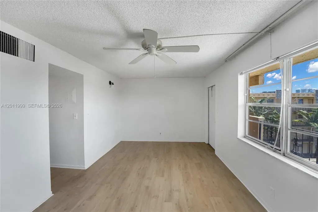2145 Pierce Street Hollywood FL 33020