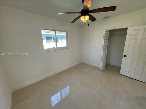 115 SE 2nd Street Dania Beach FL 33004