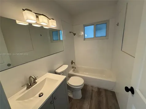 115 SE 2nd Street Dania Beach FL 33004