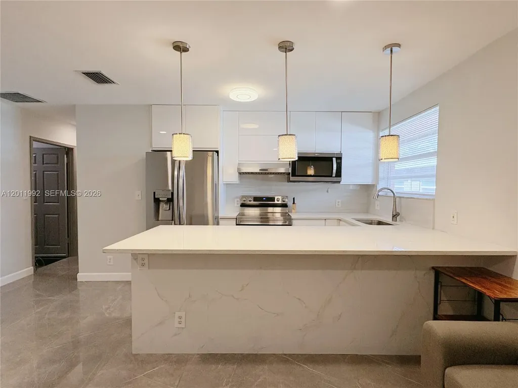 724 NE 3rd Street Hallandale Beach FL 33009