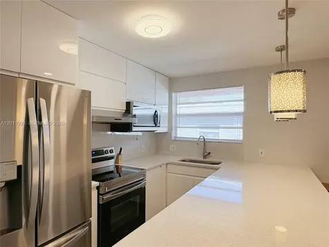 724 NE 3rd Street Hallandale Beach FL 33009