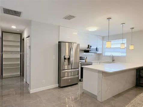 724 NE 3rd Street Hallandale Beach FL 33009