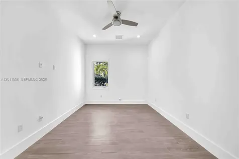 10703 SW 84th Avenue Miami FL 33156