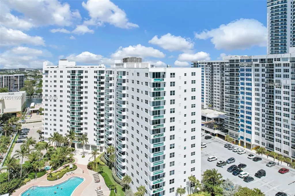 3001 S Ocean Drive Hollywood FL 33019