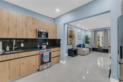 1569 Euclid Avenue Miami Beach FL 33139