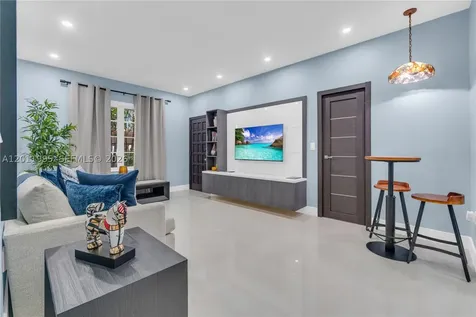 1569 Euclid Avenue Miami Beach FL 33139