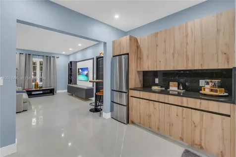 1569 Euclid Avenue Miami Beach FL 33139