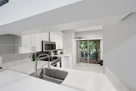 29 Simonton Circle Weston FL 33326