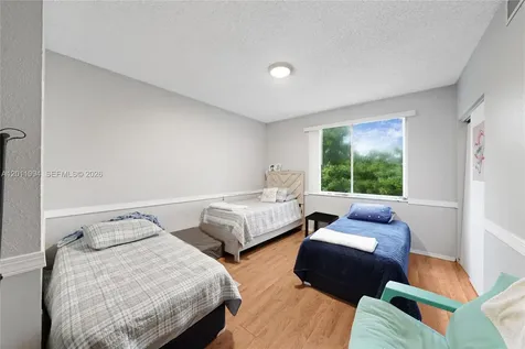 29 Simonton Circle Weston FL 33326