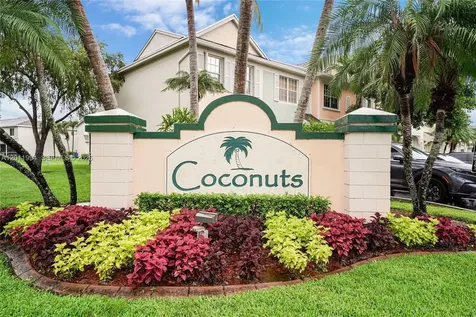 29 Simonton Circle Weston FL 33326
