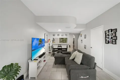29 Simonton Circle Weston FL 33326