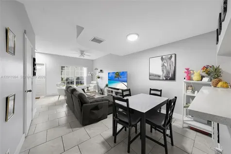 29 Simonton Circle Weston FL 33326