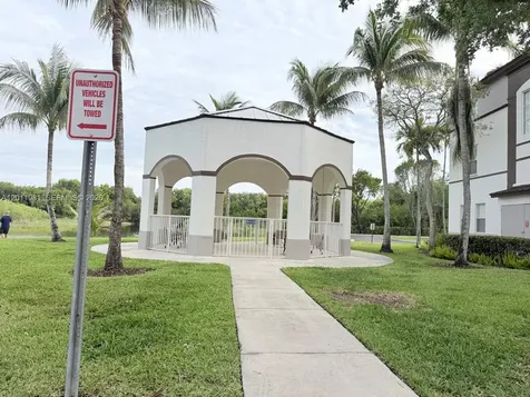 4435 SW 160th Avenue Miramar FL 33027