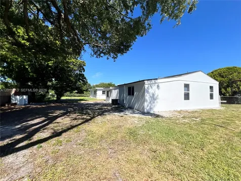 2370 NW 96th Street Miami FL 33147