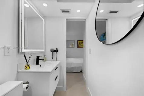 345 Ocean Drive Miami Beach FL 33139