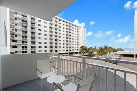 345 Ocean Drive Miami Beach FL 33139