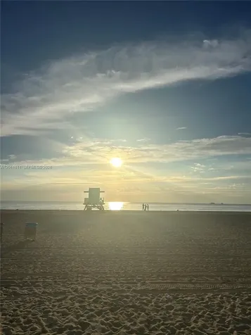 345 Ocean Drive Miami Beach FL 33139