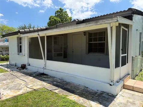 155 Nahkoda Drive Miami Springs FL 33166