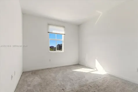 12865 NW 24th Avenue Miami FL 33167