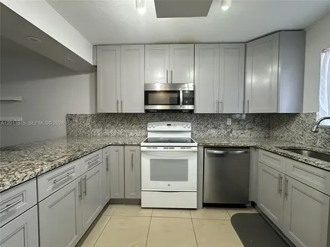 9370 SW 8th Street Boca Raton FL 33428