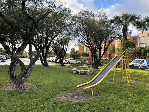 9411 SW 4th Street Miami FL 33174