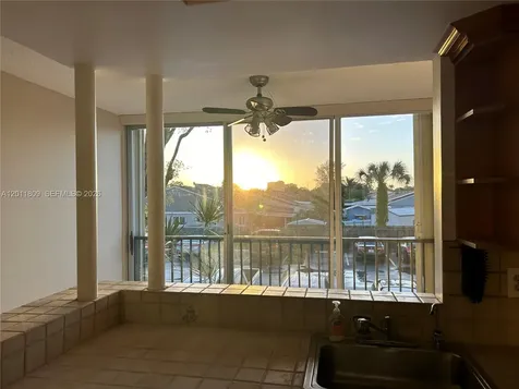 9411 SW 4th Street Miami FL 33174