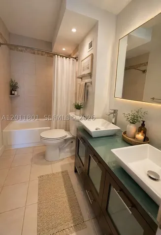 150 SE 25th Road Miami FL 33129