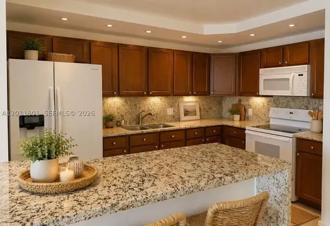 150 SE 25th Road Miami FL 33129