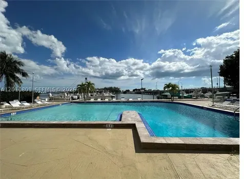 150 SE 25th Road Miami FL 33129