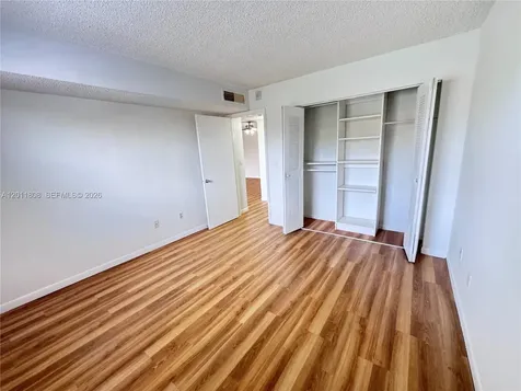 8240 SW 210th Street Cutler Bay FL 33189