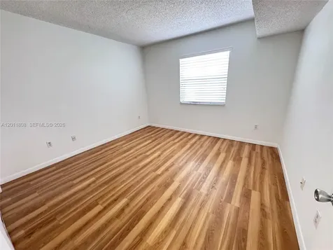 8240 SW 210th Street Cutler Bay FL 33189