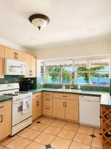 14020 SW 83rd Street Miami FL 33183