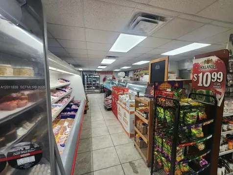 4125 E 10th Court Hialeah FL 33013