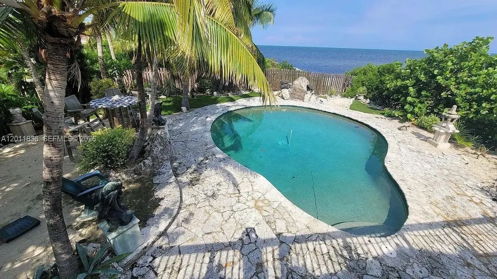 167 Valois Boulevard Key Largo FL 33037