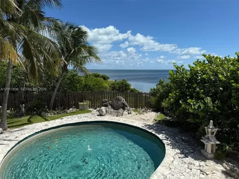 167 Valois Boulevard Key Largo FL 33037