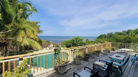 167 Valois Boulevard Key Largo FL 33037