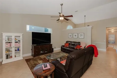 18253 NW 15th Lane Pembroke Pines FL 33029