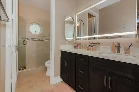 18253 NW 15th Lane Pembroke Pines FL 33029