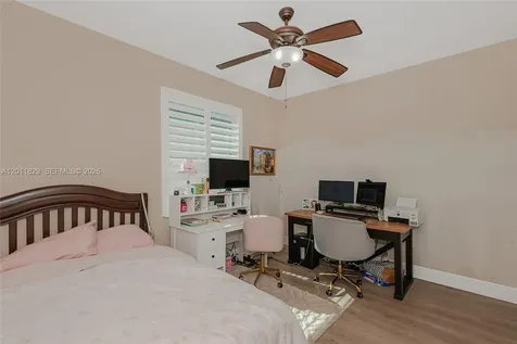 18253 NW 15th Lane Pembroke Pines FL 33029