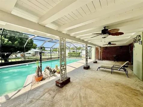434 NW 20th Street Homestead FL 33030