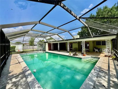 434 NW 20th Street Homestead FL 33030