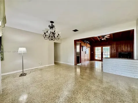 434 NW 20th Street Homestead FL 33030
