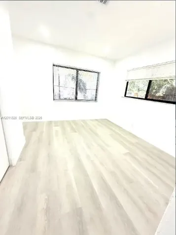 Hallandale Beach FL 33009