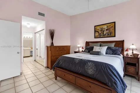 3761 Alcantara Avenue Doral FL 33178